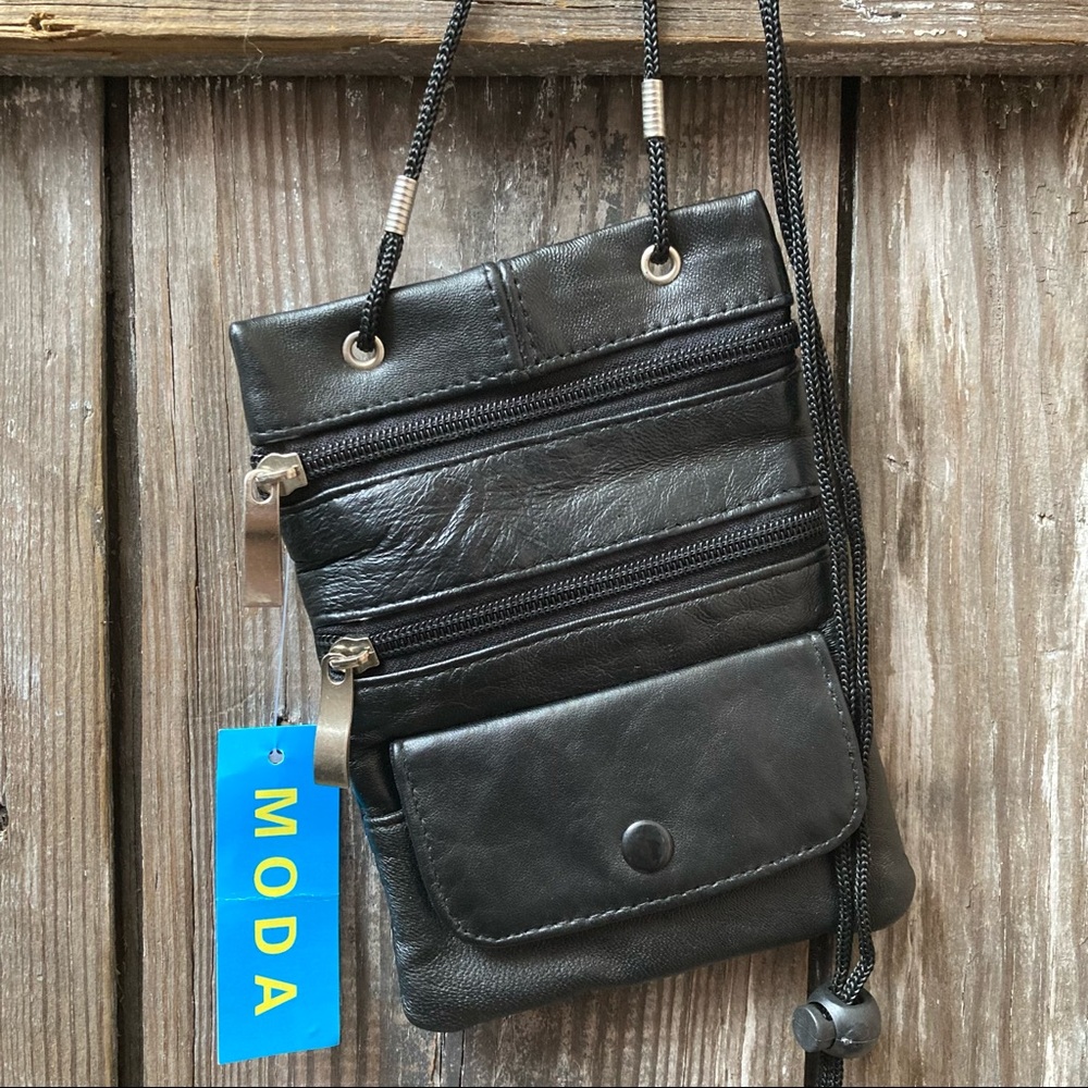 Moda Leather Mini Crossbody